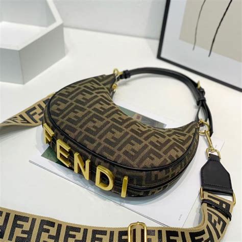 fendi fendigraphy bag.